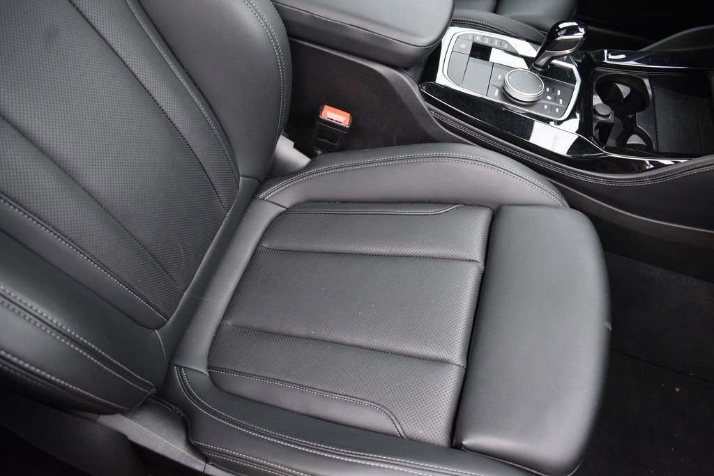 Used 2024 BMW X4 xDrive30i image 25