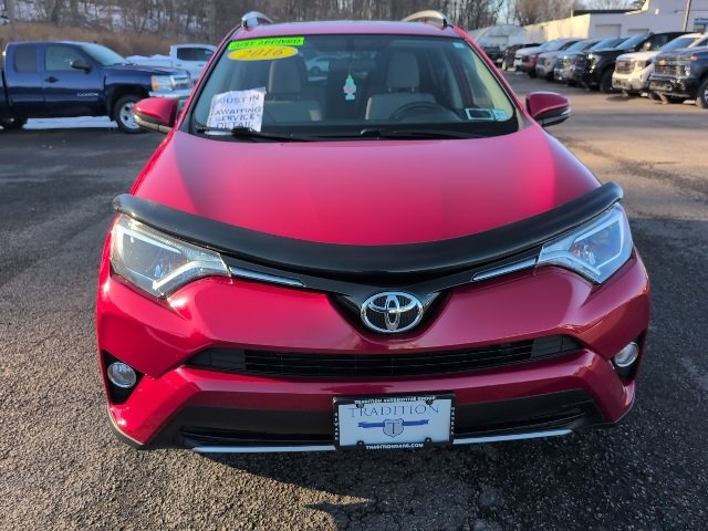 Used 2016 Toyota RAV4 XLE image 3