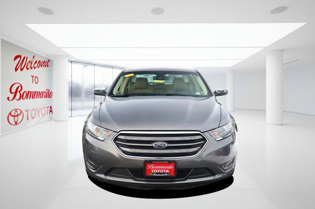 Used 2014 Ford Taurus Limited w/ Equipment Group 301A image 4