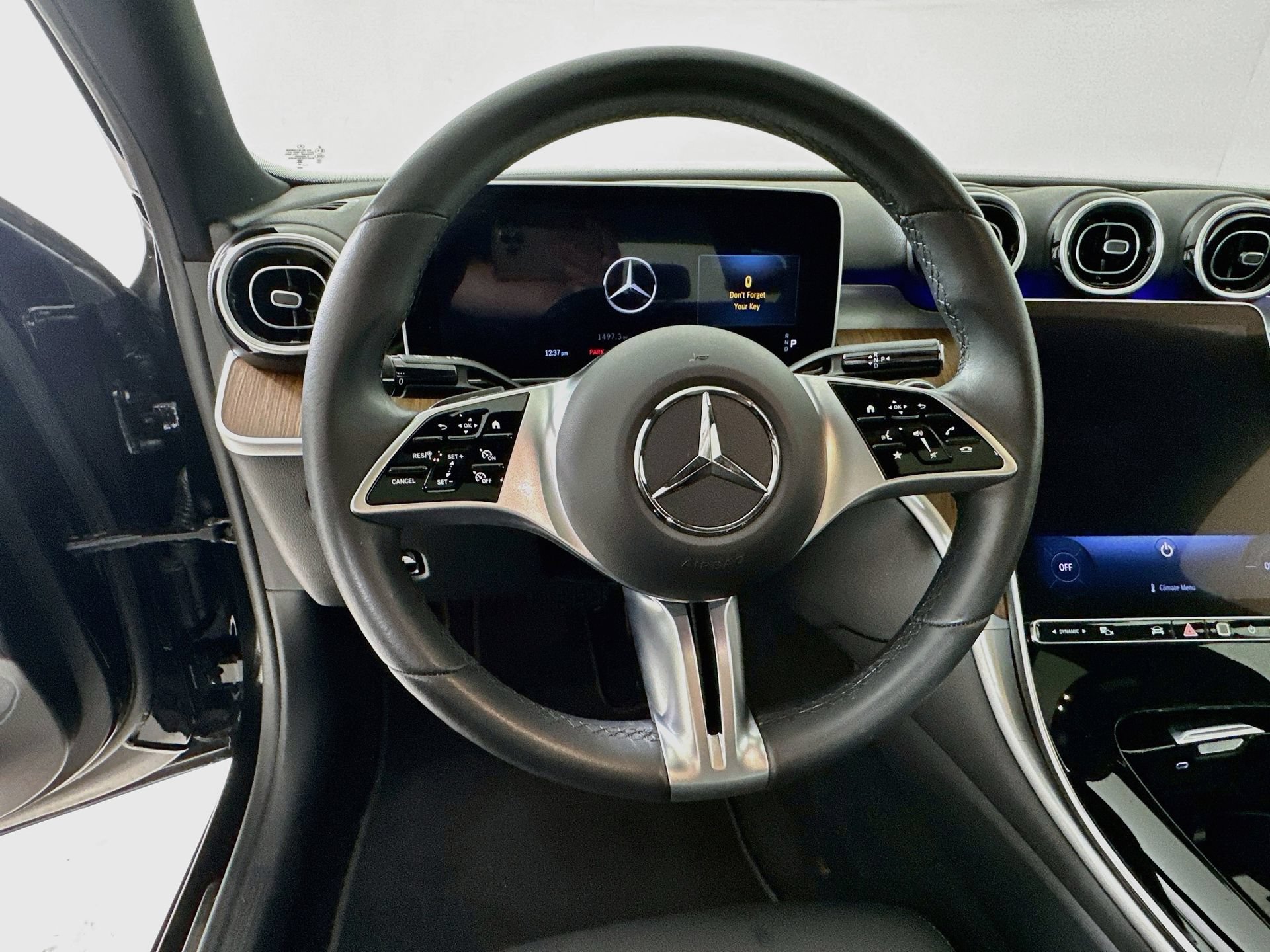 Used 2024 Mercedes-Benz C 300 Sedan image 12