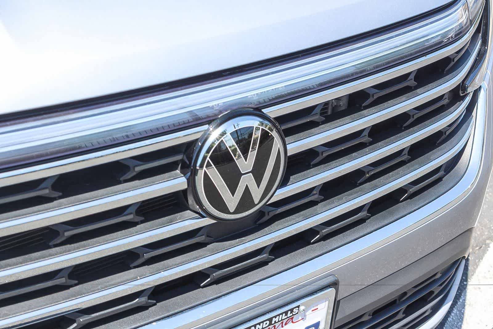 Used 2024 Volkswagen Atlas SE FWD image 14