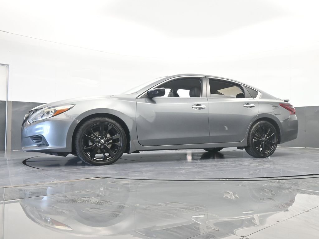 Used 2018 Nissan Altima 2.5 SR w/ SR Midnight Edition image 57