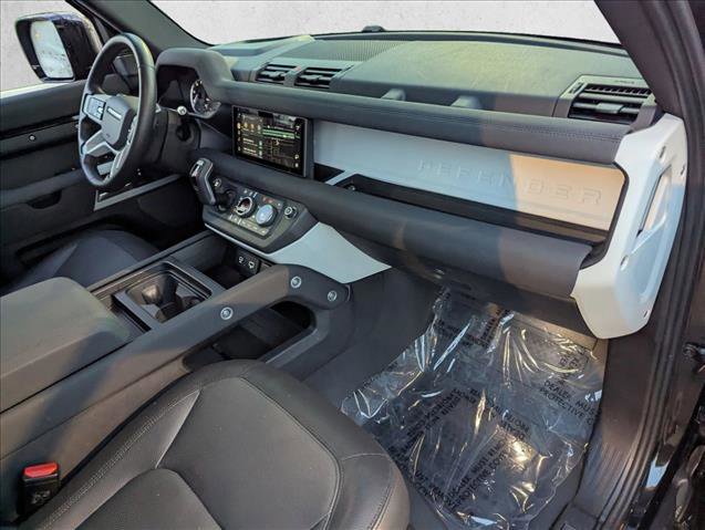 Used 2023 Land Rover Defender 110 X-Dynamic SE image 22