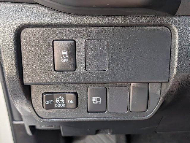 Certified 2023 Toyota Tacoma SR AWD/4WD image 22