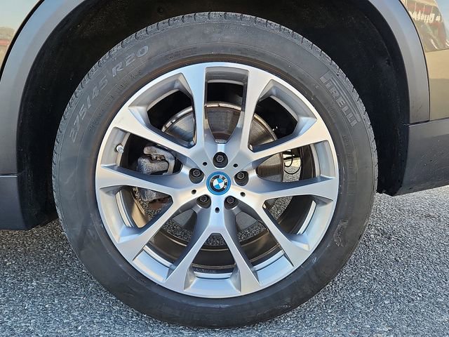 Used 2022 BMW X5 xDrive45e w/ Luxury Seating Package image 8