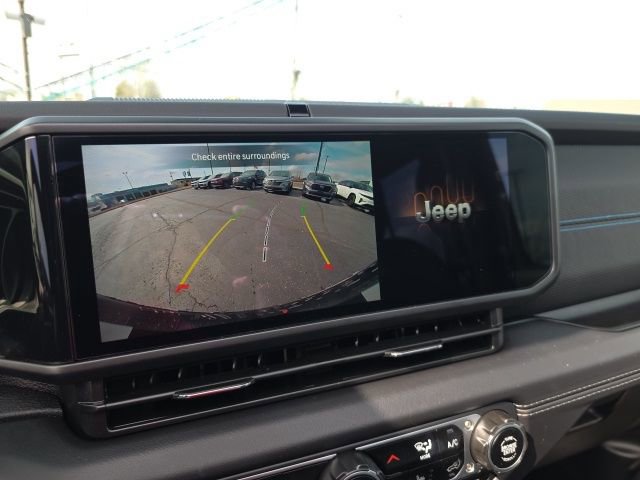 Used 2025 Jeep Wrangler Unlimited Rubicon 4xe w/ Safety Group image 33