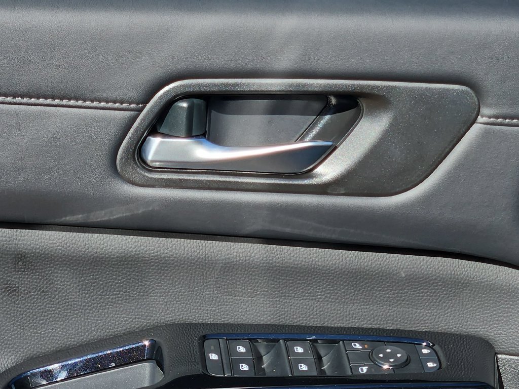New 2026 Nissan Pathfinder SL FWD image 15