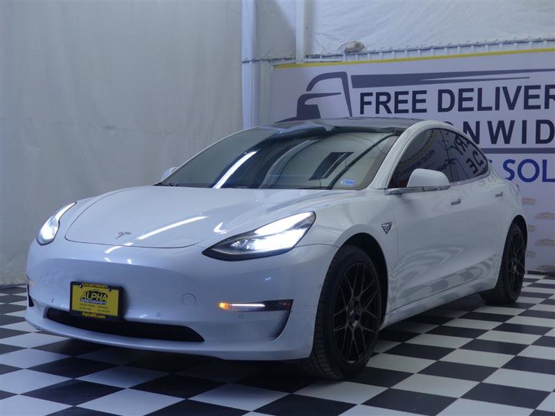 Used 2020 Tesla Model 3 Performance image 3