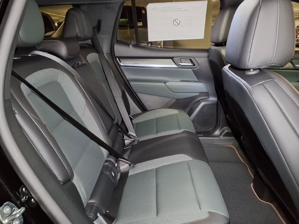 New 2026 GMC Terrain AT4 AWD/4WD image 7