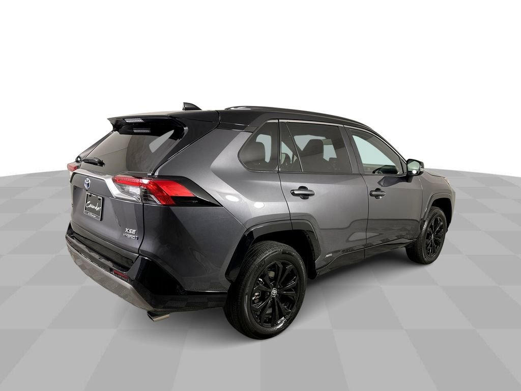 Used 2024 Toyota RAV4 XSE AWD/4WD image 8