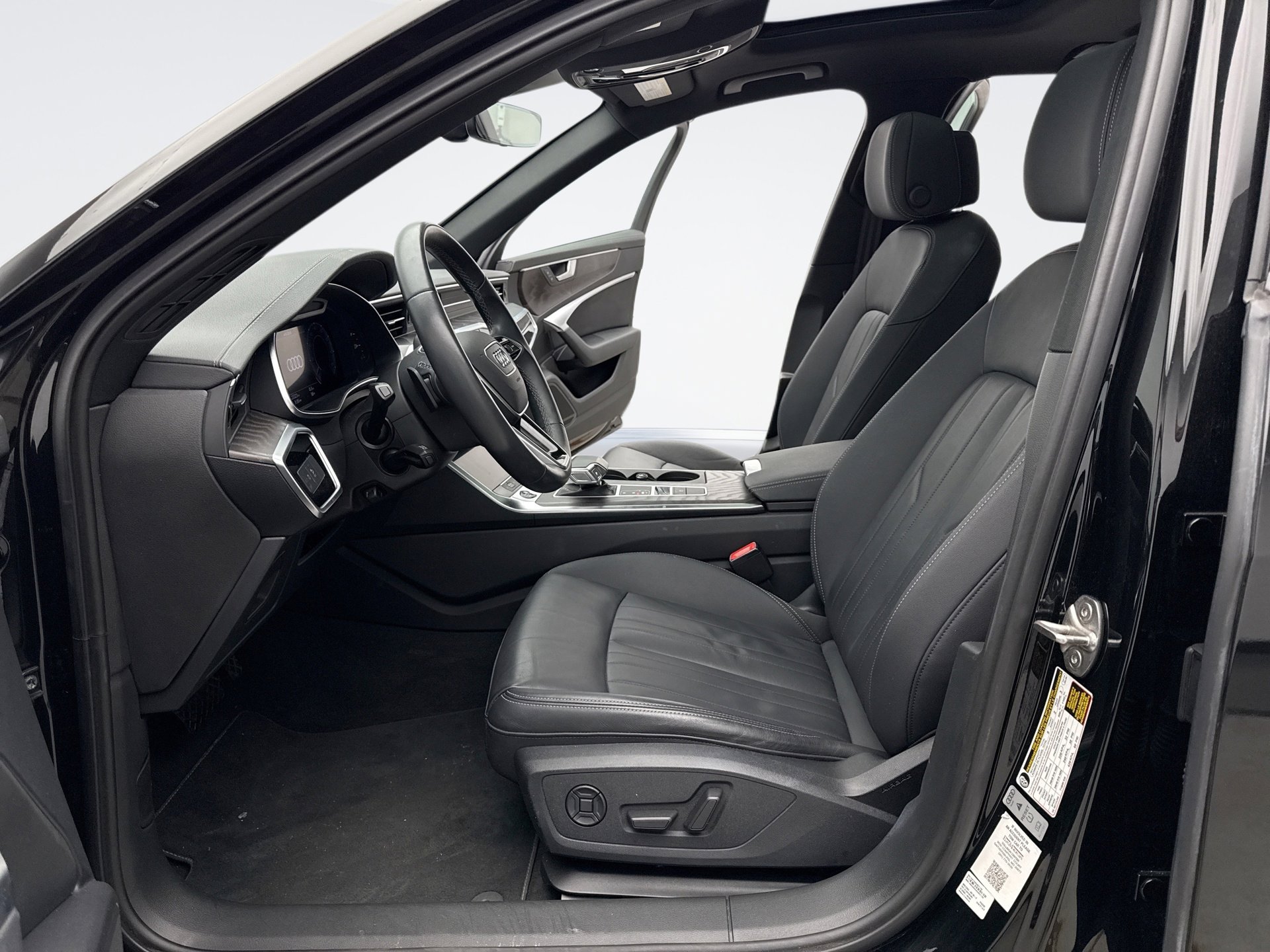 Used 2023 Audi A6 2.0T Premium w/ Convenience Package image 11