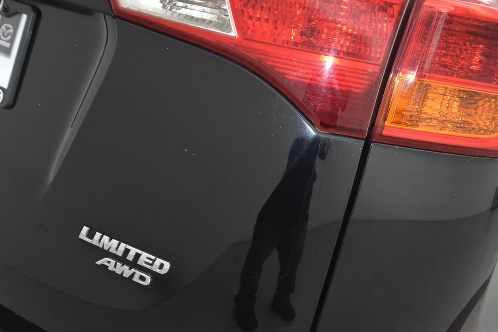 Used 2013 Toyota RAV4 Limited AWD/4WD image 38