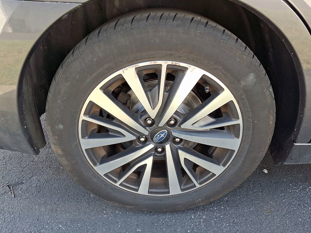 Used 2018 Subaru Legacy 2.5i AWD/4WD image 9