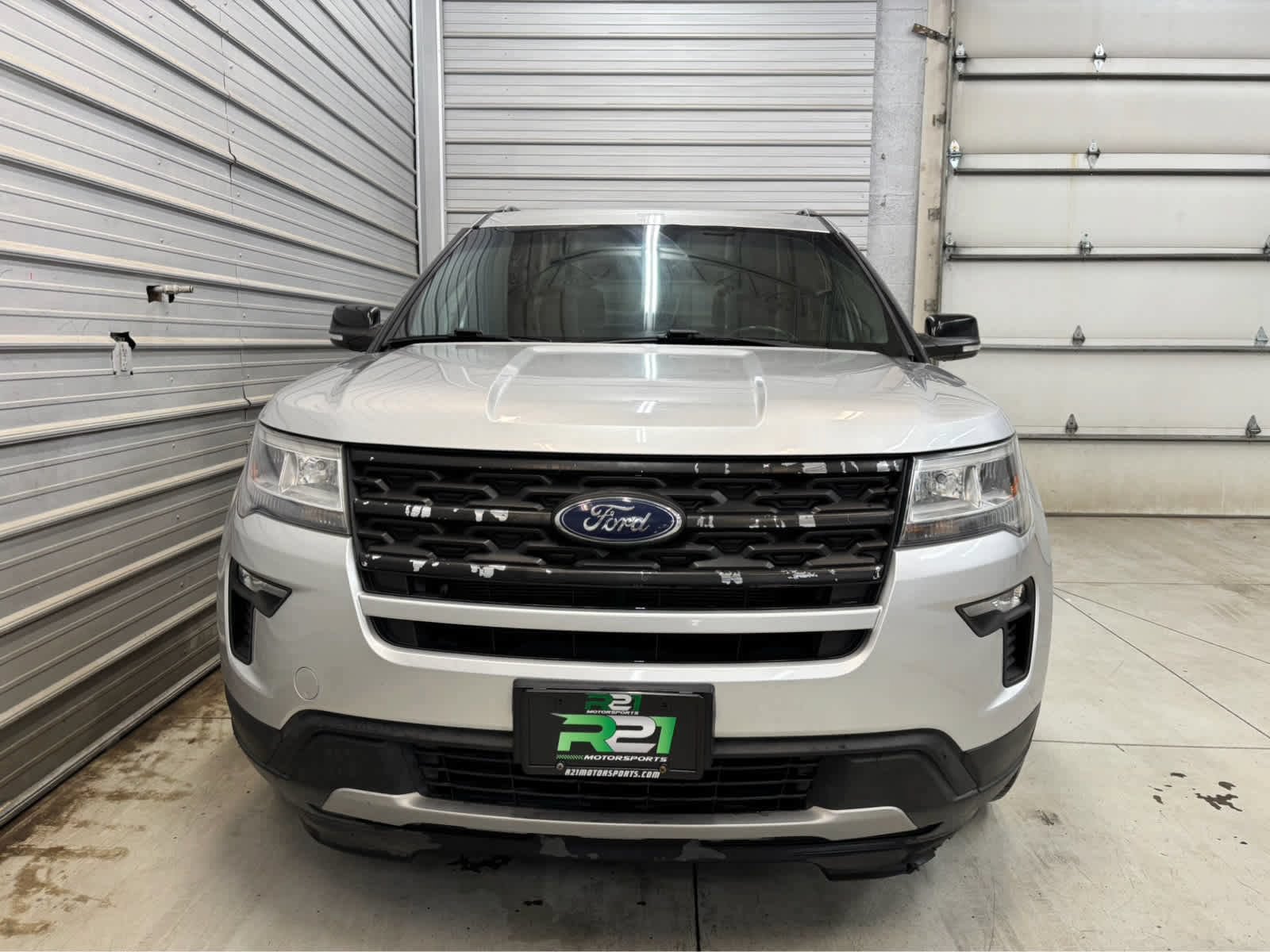 Used 2018 Ford Explorer XLT w/ Equipment Group 201A AWD/4WD image 2