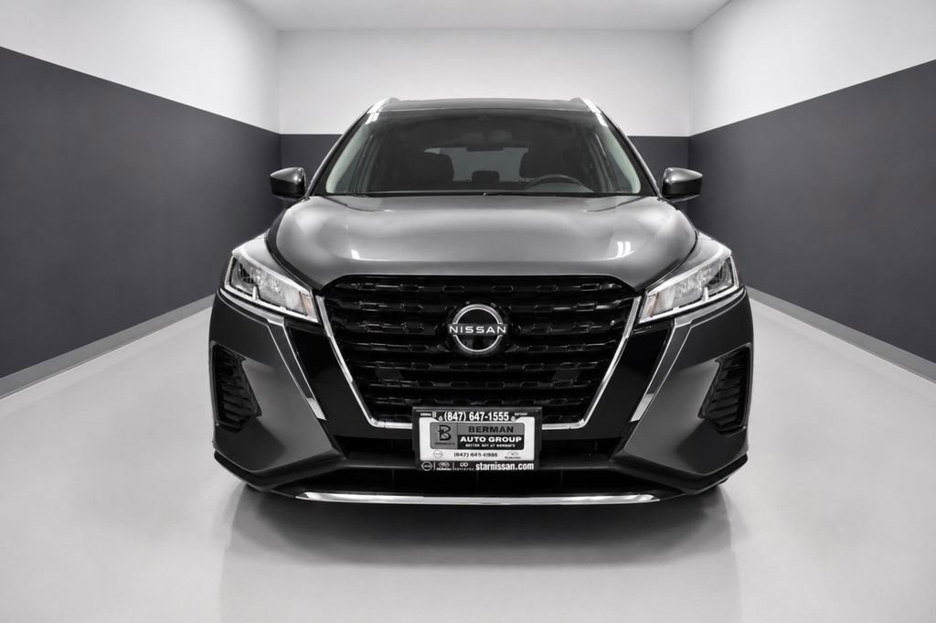 Certified 2022 Nissan Kicks SV FWD image 6
