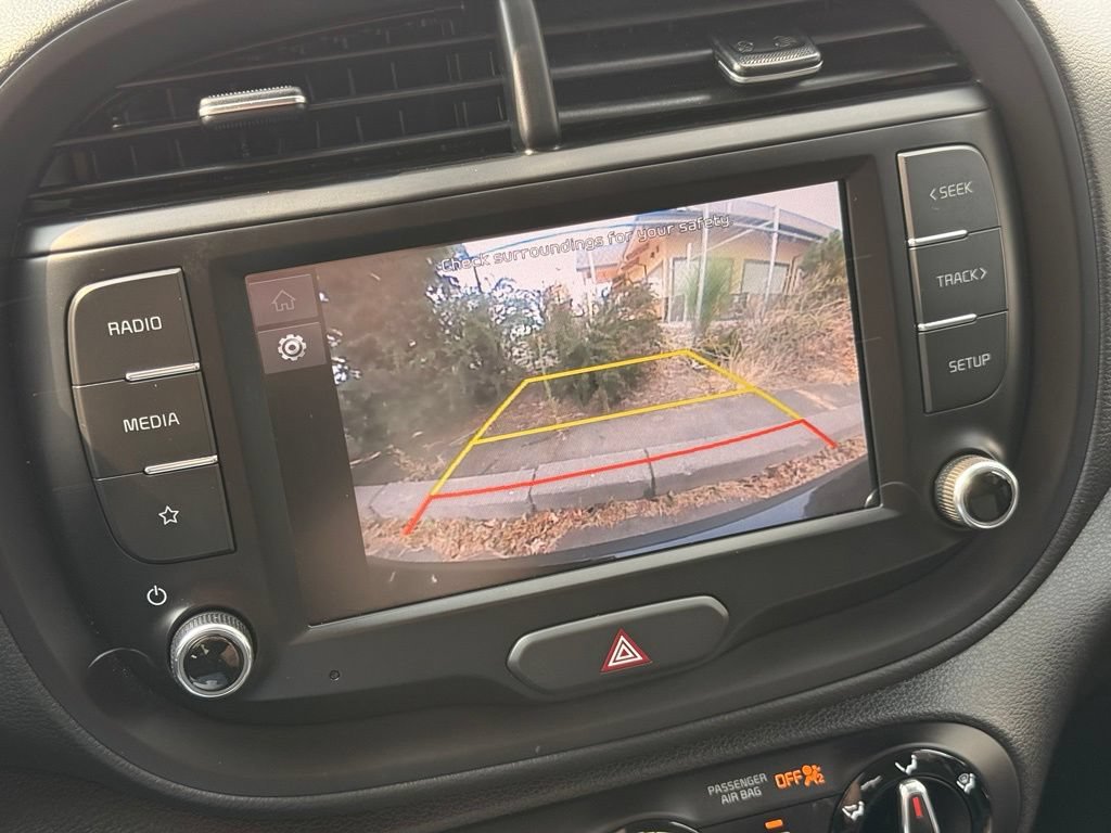Used 2023 Kia Soul LX FWD image 26