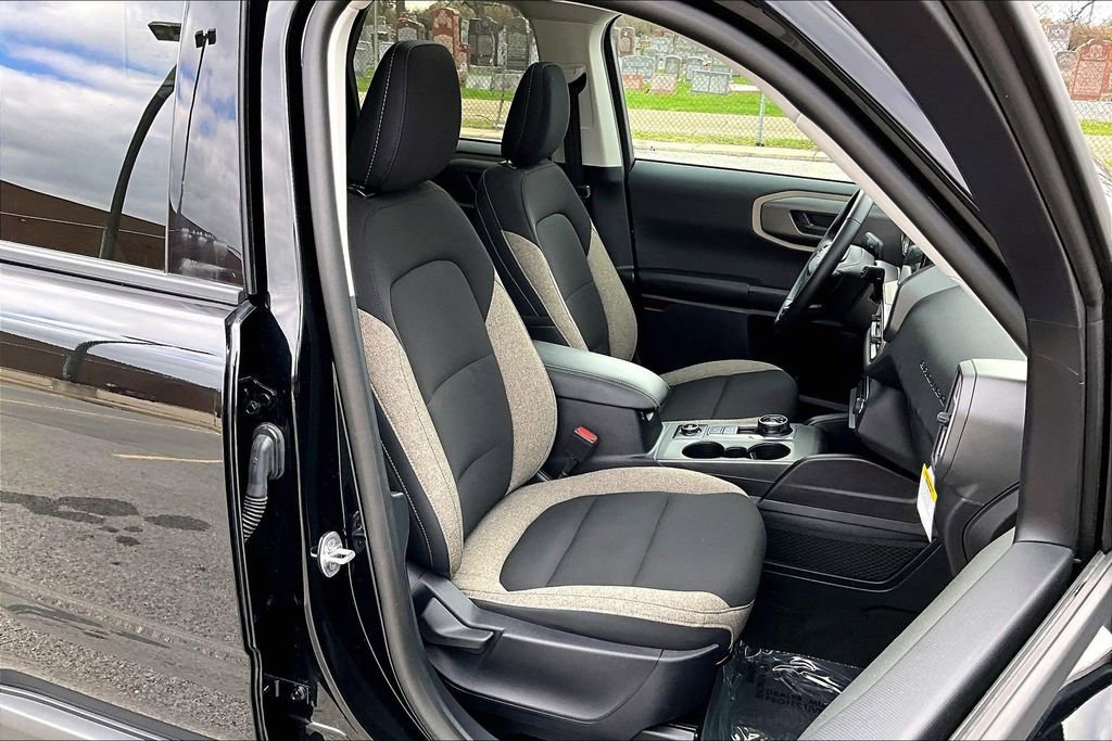 Certified 2025 Ford Bronco Sport Big Bend w/ Convenience Package image 7