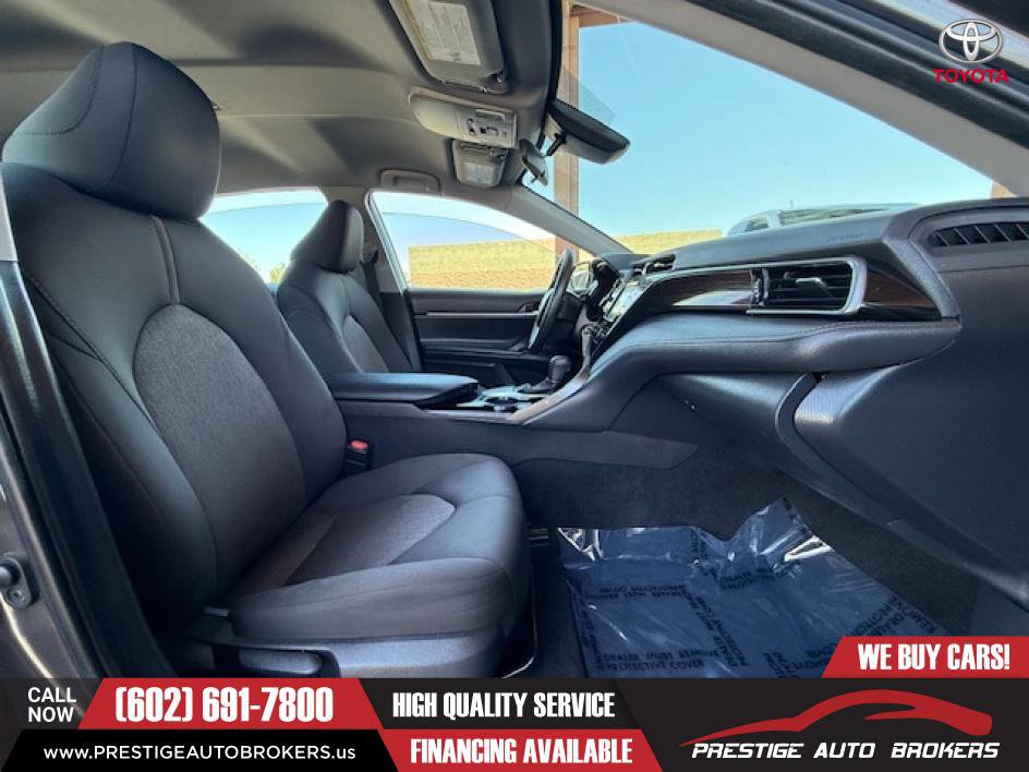 Used 2020 Toyota Camry LE image 40