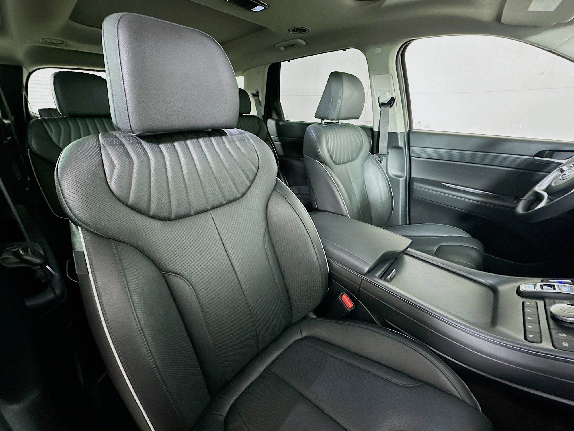 Used 2024 Hyundai Palisade Limited image 29