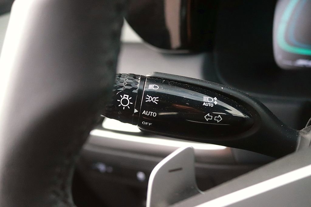 Used 2025 Hyundai Palisade SEL FWD image 25