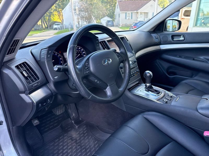Used 2013 INFINITI G37 x Sedan w/ Premium Pkg AWD/4WD image 10
