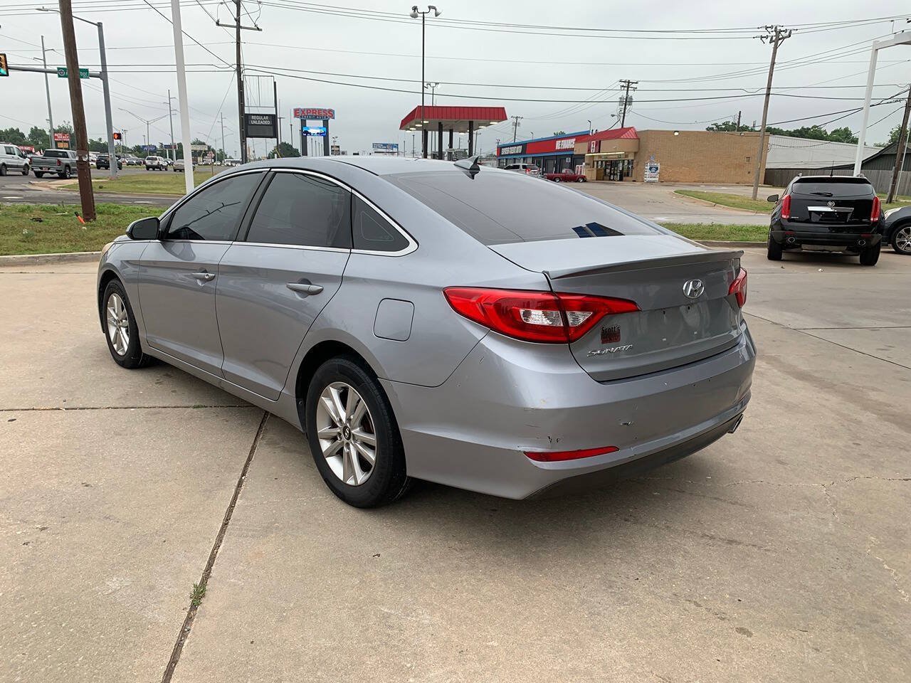 Used 2016 Hyundai Sonata SE FWD image 5
