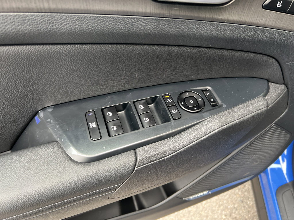 New 2026 Kia Sportage X-Line w/ X-Line Technology Package image 18