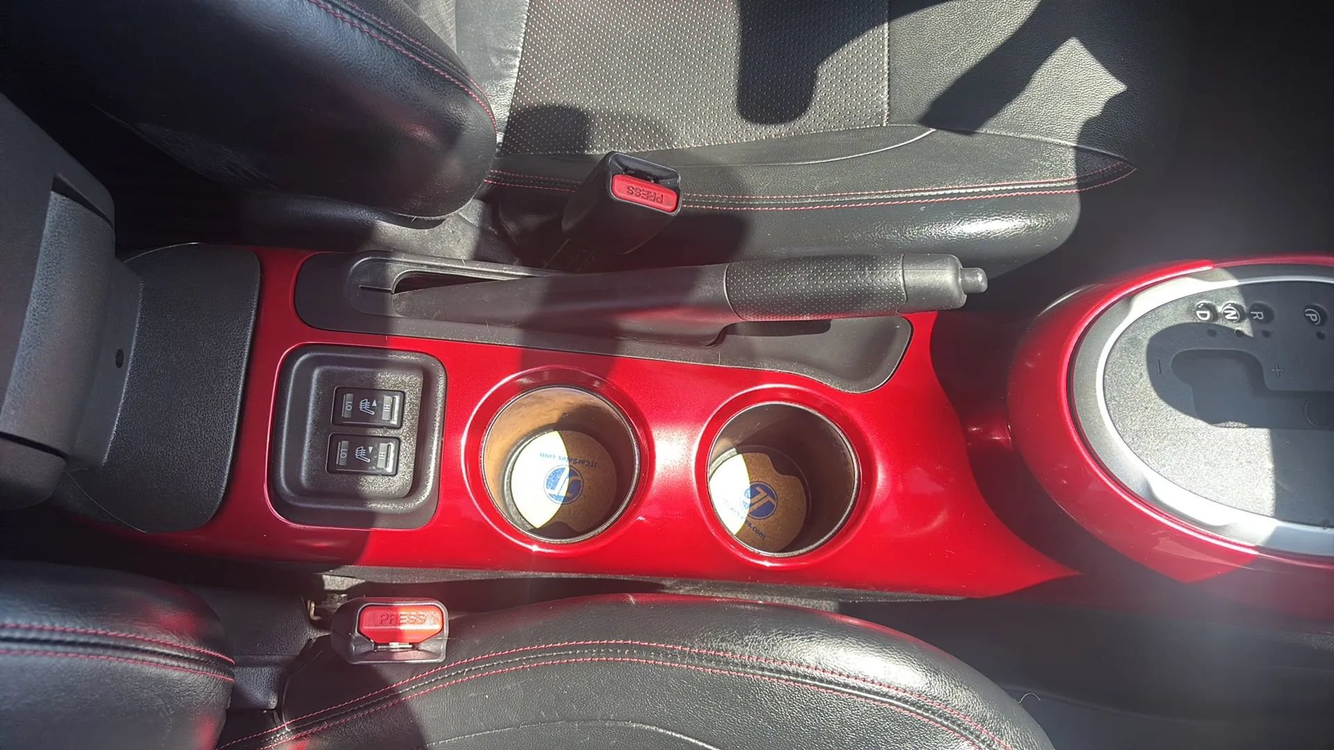Used 2016 Nissan Juke SL AWD/4WD image 21
