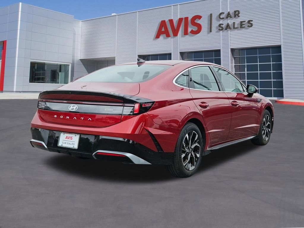 Used 2025 Hyundai Sonata SEL FWD image 6