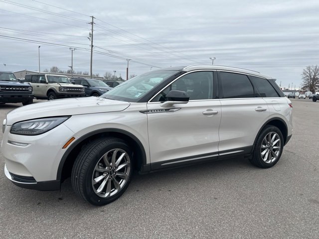 Used 2021 Lincoln Corsair AWD w/ Premium Package image 30