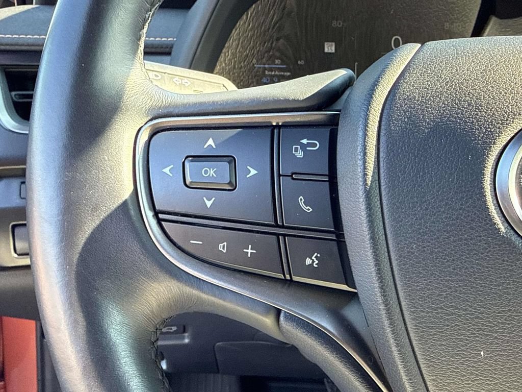 Used 2025 Lexus UX 300h AWD w/ Accessory Package (Z1) image 23