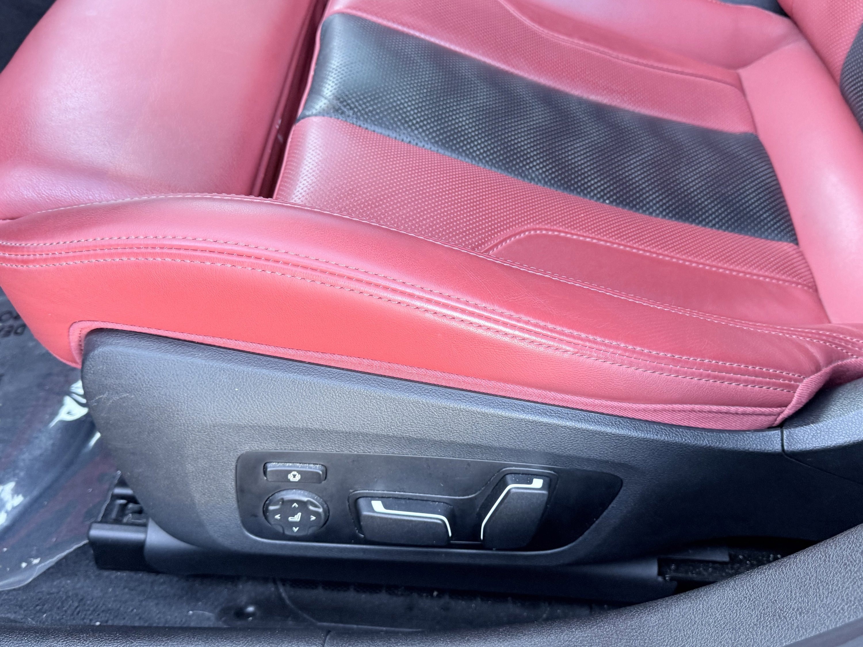 Used 2024 BMW M3 Competition w/ Executive Package image 38