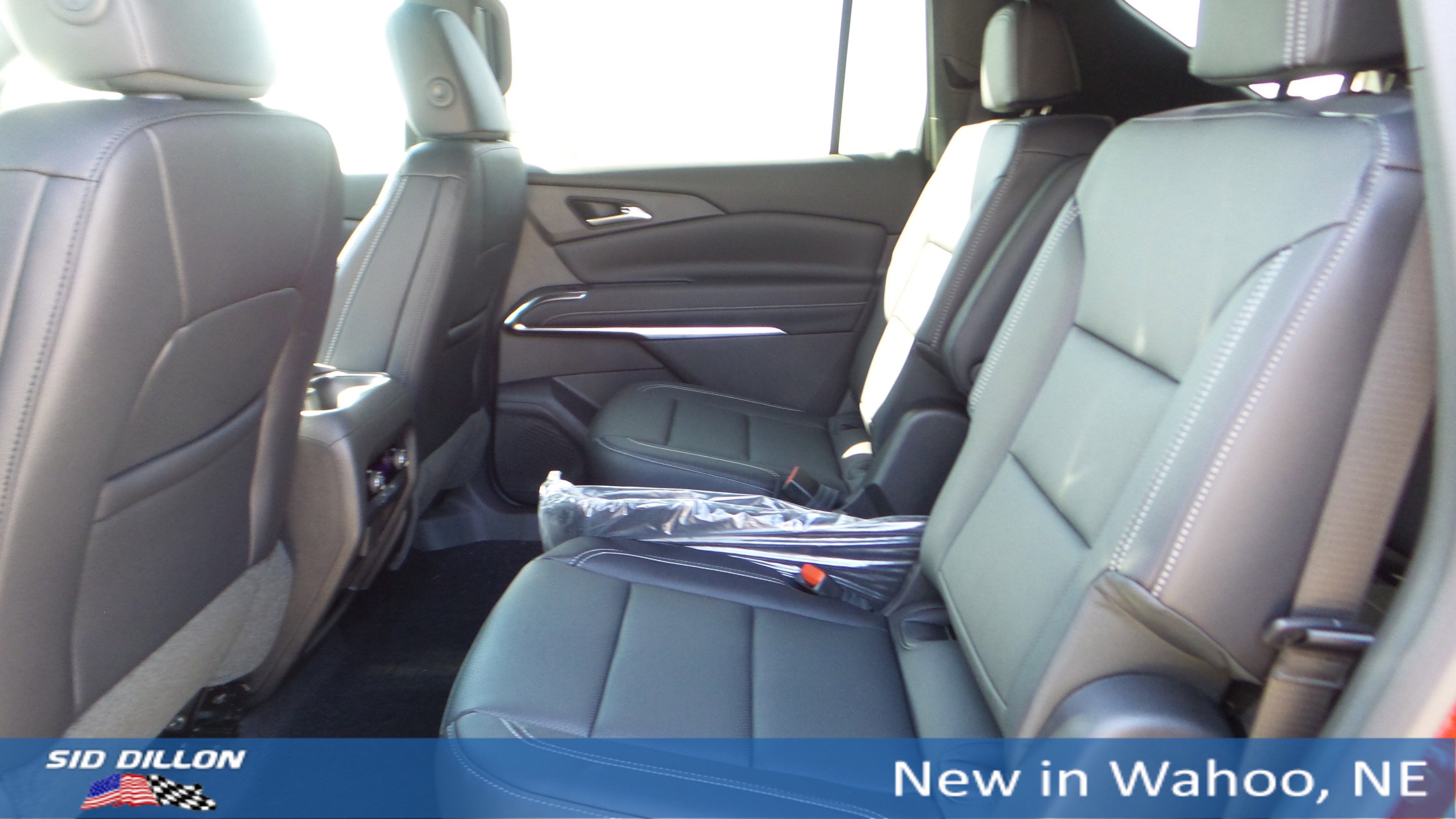 New 2026 Chevrolet Traverse LT w/ Sun and Wheel Package image 19