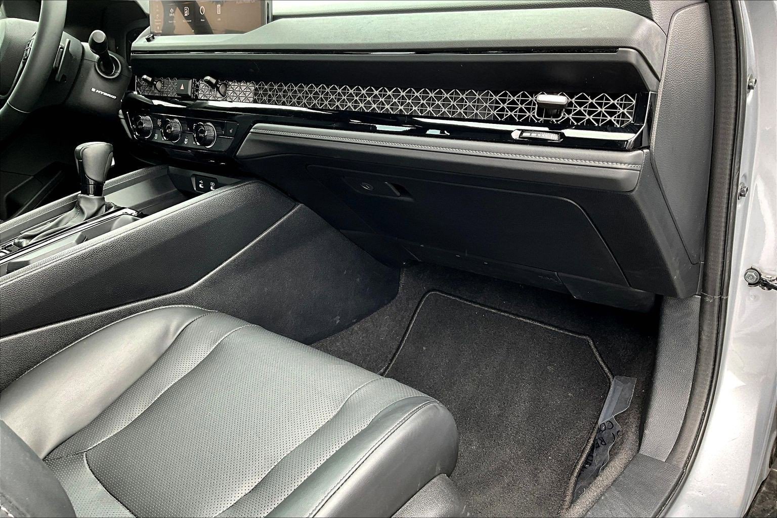 Used 2023 Honda Accord Sport image 25