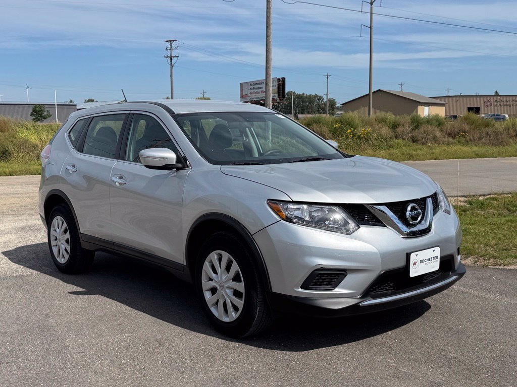 Used 2015 Nissan Rogue S AWD/4WD image 35