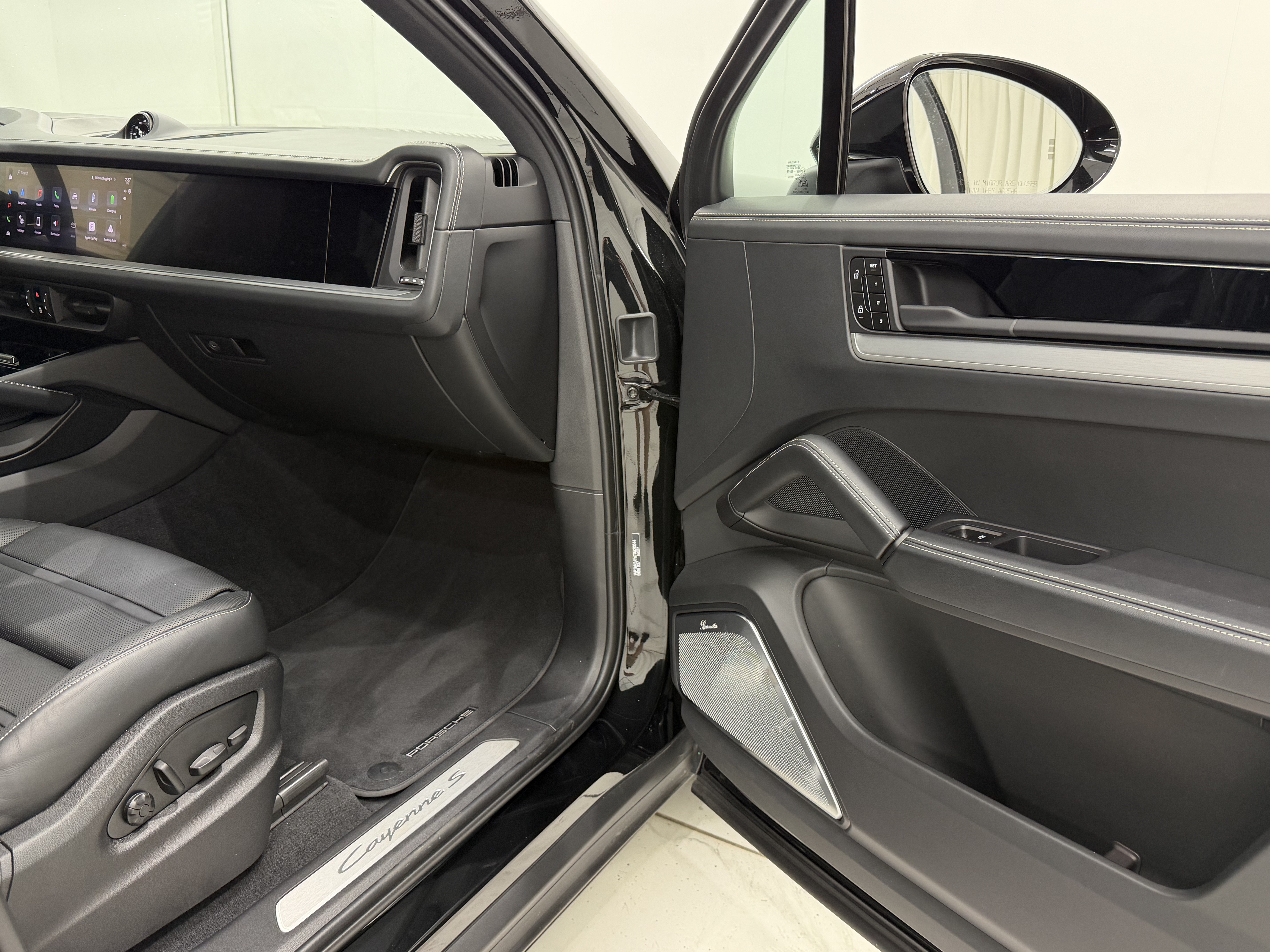 Certified 2026 Porsche Cayenne S AWD/4WD image 23