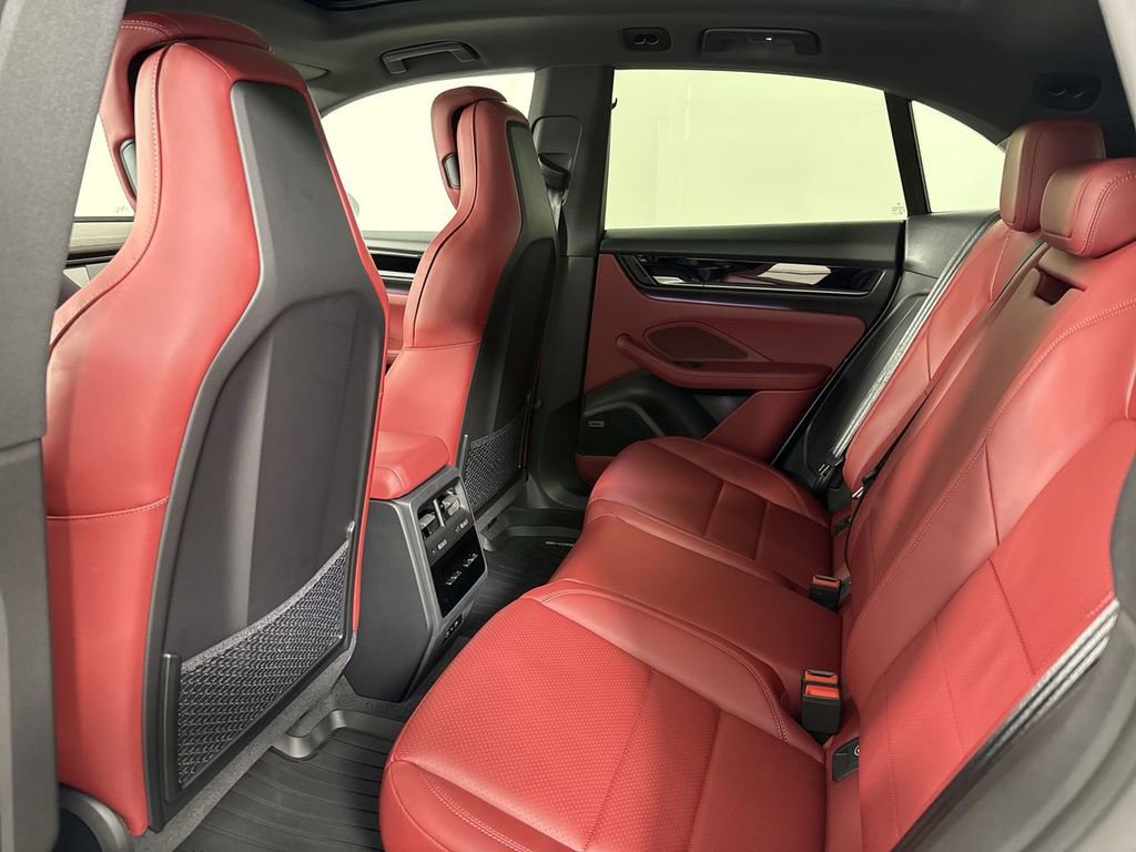 New 2026 Porsche Macan 4 Electric AWD/4WD image 27