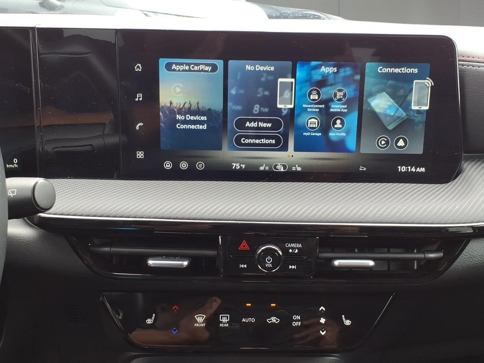 Used 2026 Nissan Kicks SR w/ Cold Weather Package AWD/4WD image 18