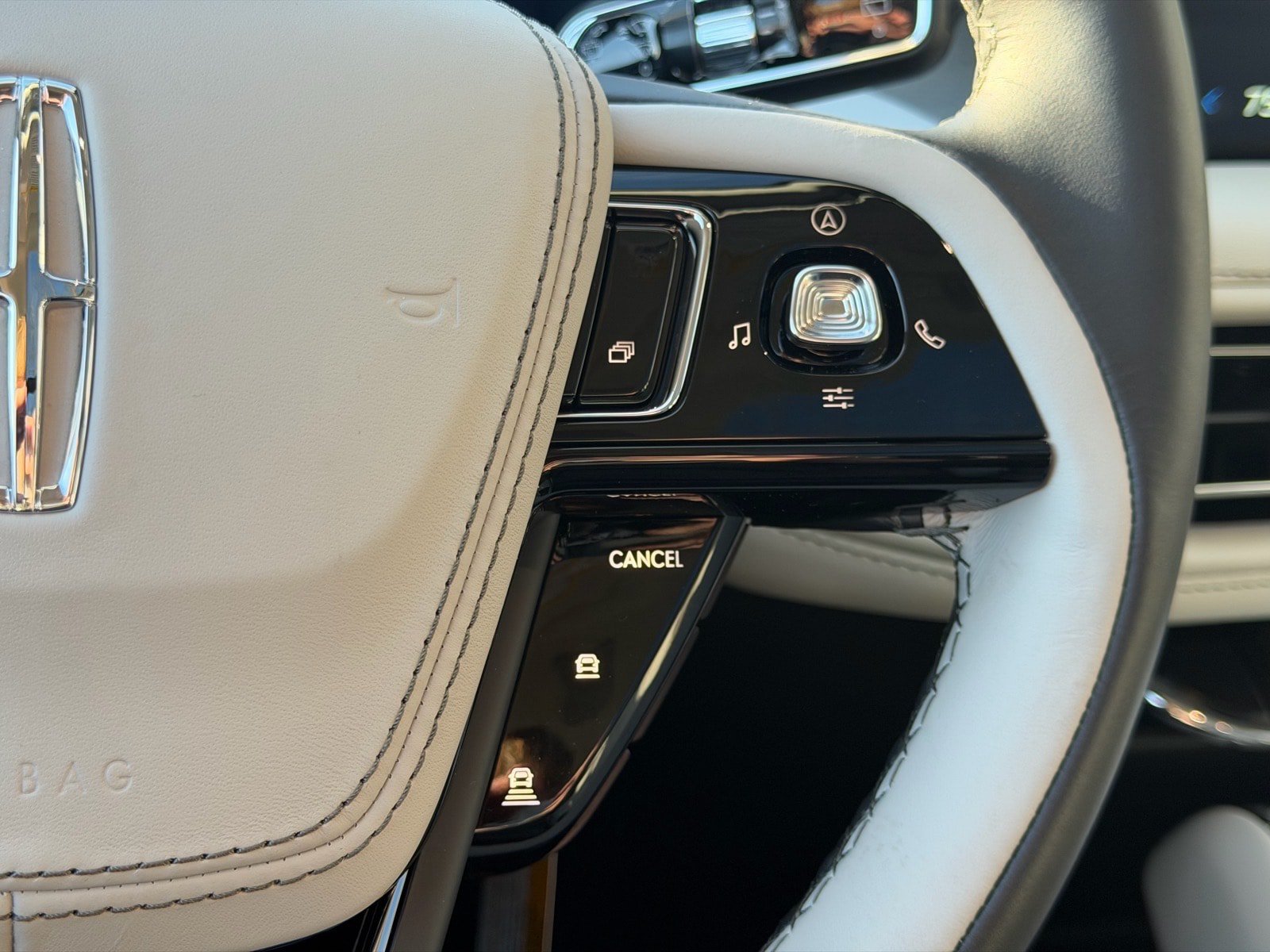 New 2026 Lincoln Aviator Reserve AWD/4WD image 29