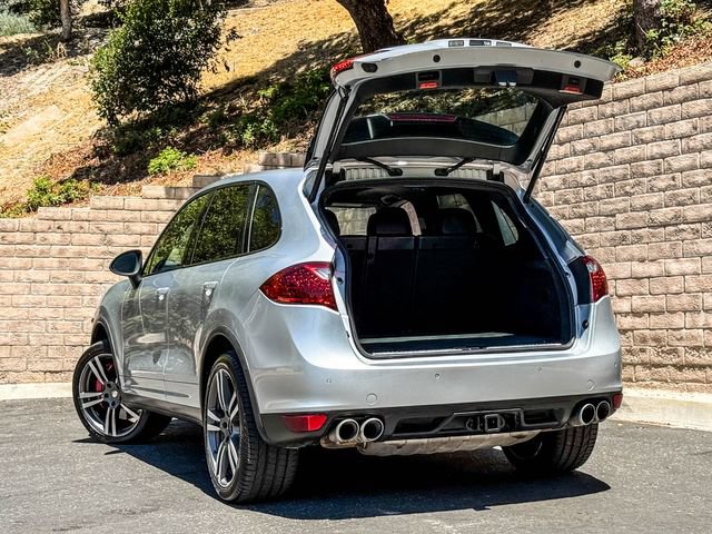 Used 2011 Porsche Cayenne Turbo AWD/4WD image 20