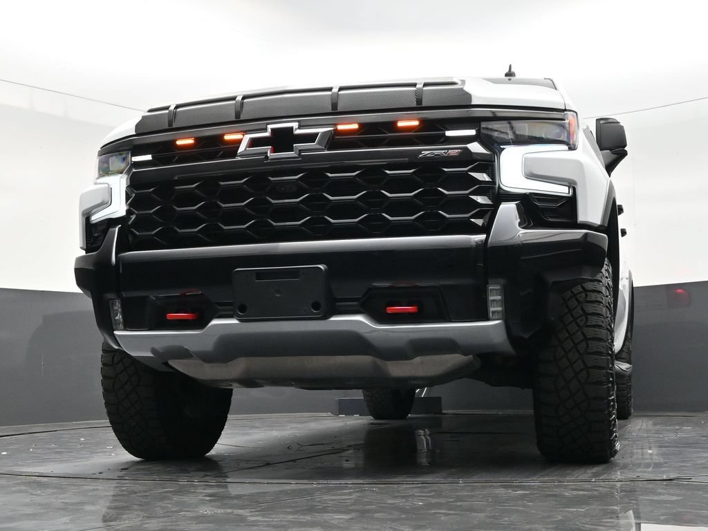 Used 2024 Chevrolet Silverado 1500 ZR2 w/ Technology Package AWD/4WD image 27