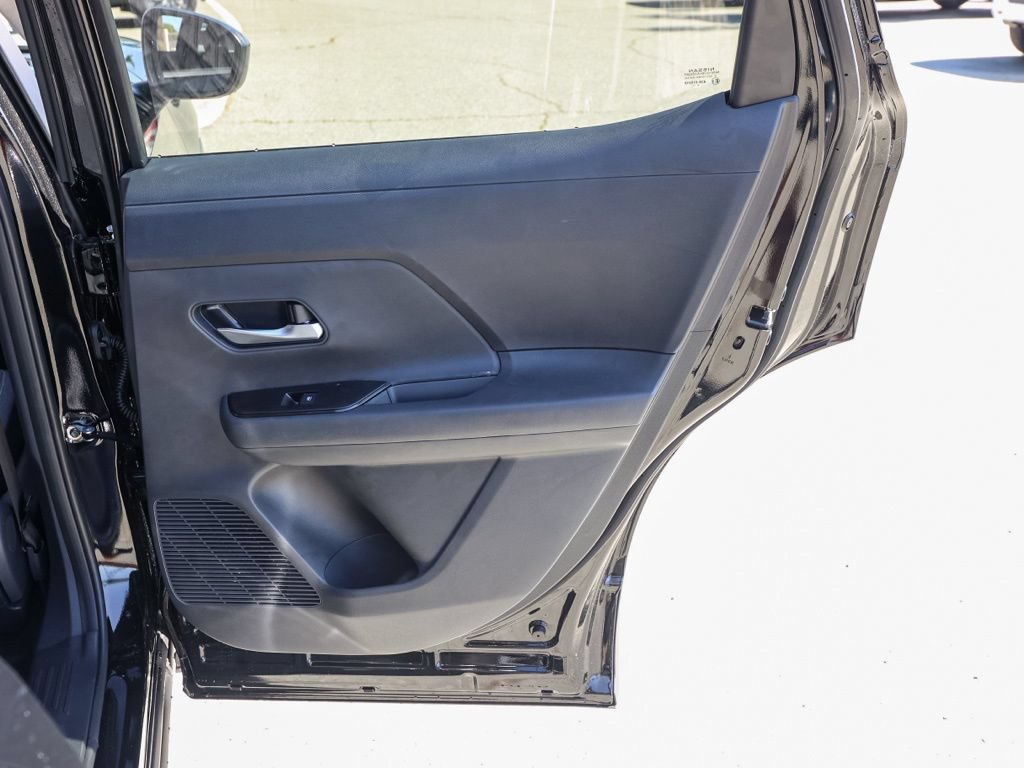 New 2026 Nissan Kicks SV w/ SV Premium Package FWD image 19
