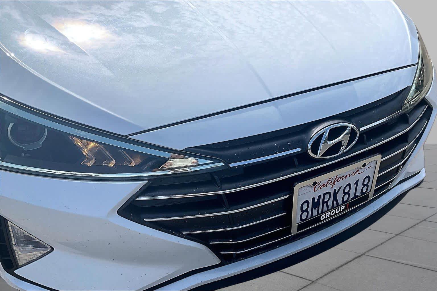 Used 2019 Hyundai Elantra SE w/ Cargo Package FWD image 29