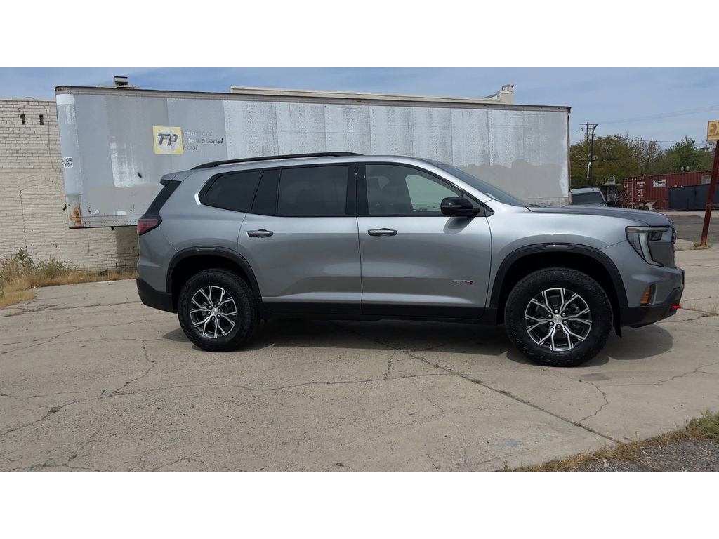 New 2026 GMC Acadia AT4 w/ Luxury Package image 4