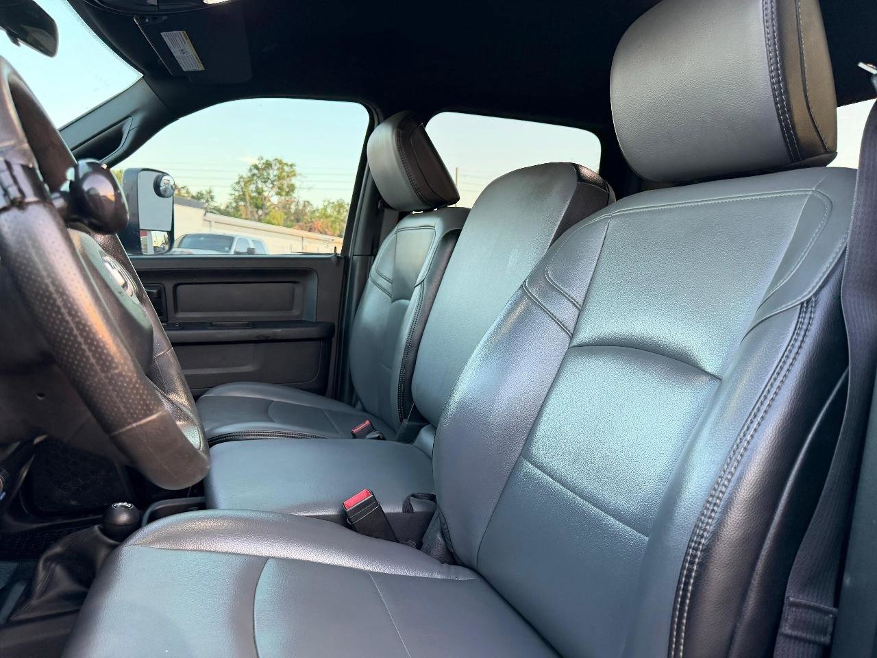 Used 2022 RAM 3500 Tradesman image 10