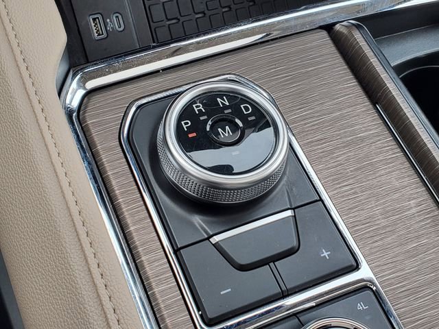 Used 2023 Ford Expedition Limited image 25