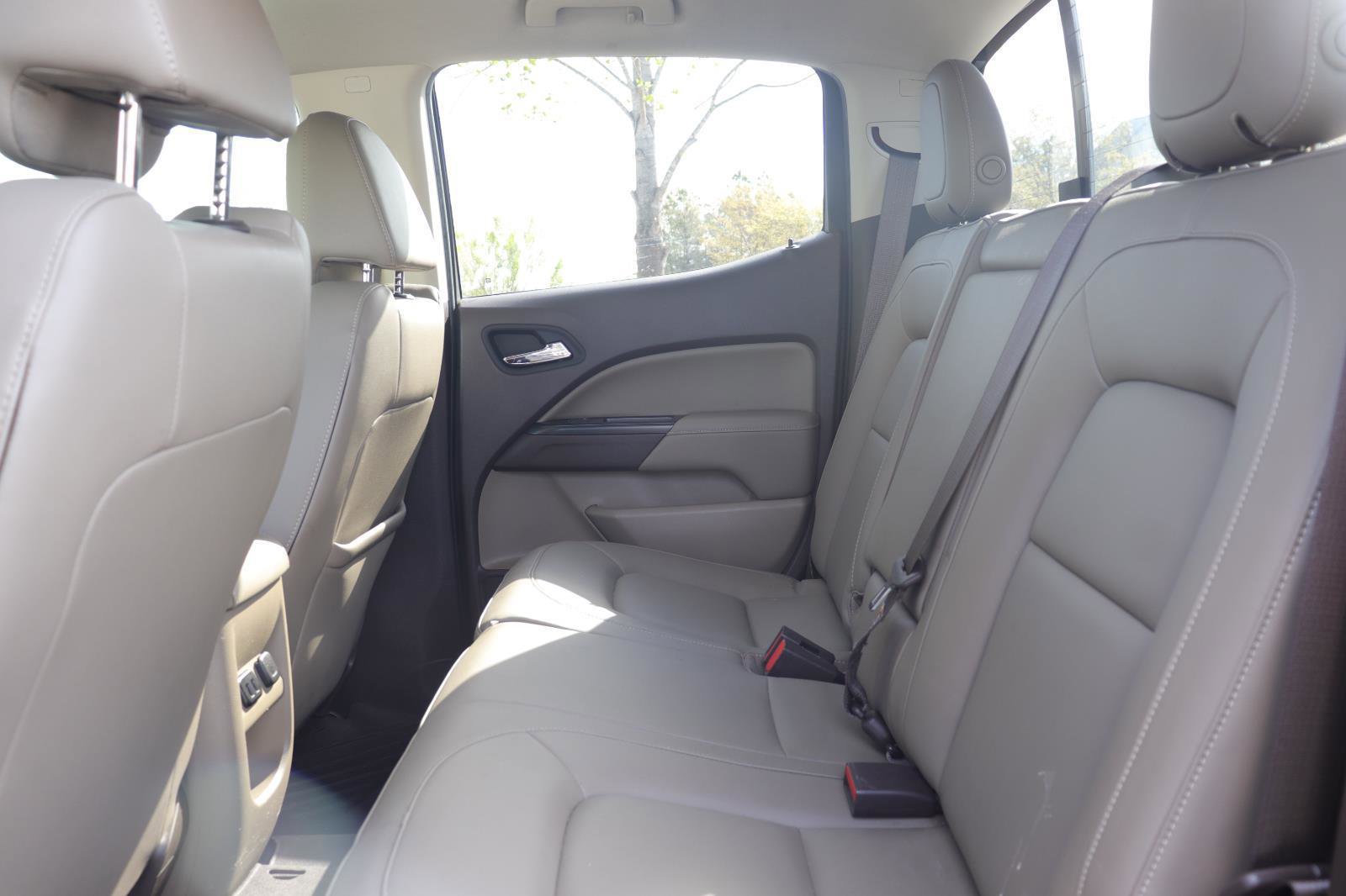 Used 2016 GMC Canyon SLT w/ Driver Alert Package image 14