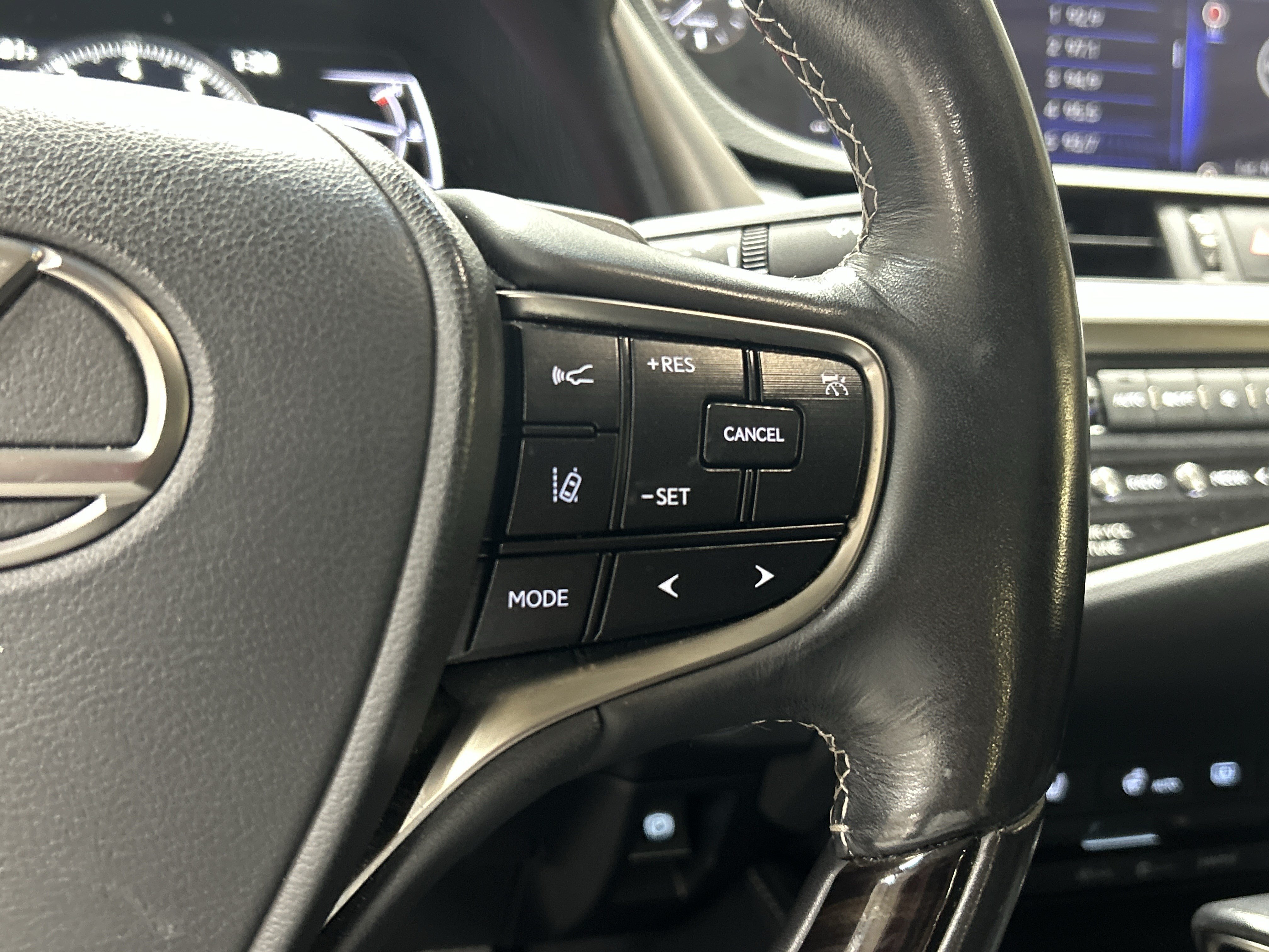 Used 2019 Lexus ES 350 w/ Accessory Package FWD image 20