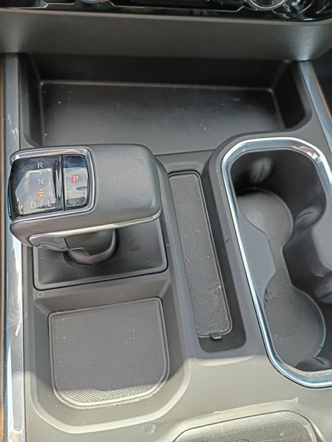 Used 2024 Chevrolet Silverado 1500 High Country w/ Z71 Off-Road Package AWD/4WD image 17
