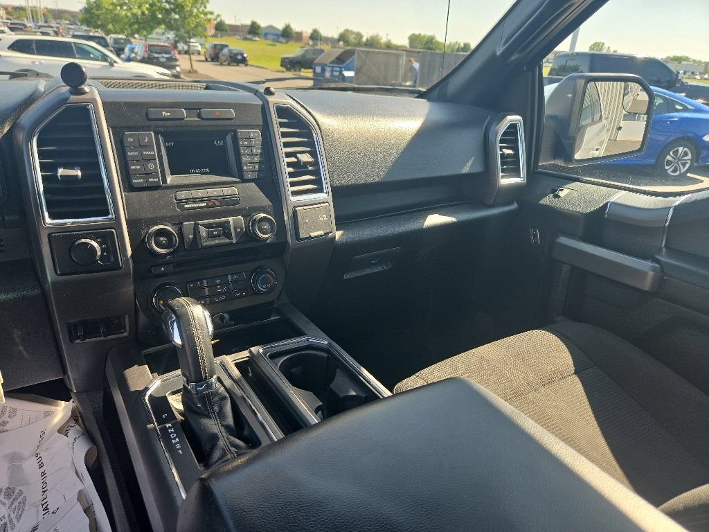 Used 2015 Ford F150 XLT w/ Equipment Group 301A Mid AWD/4WD image 27